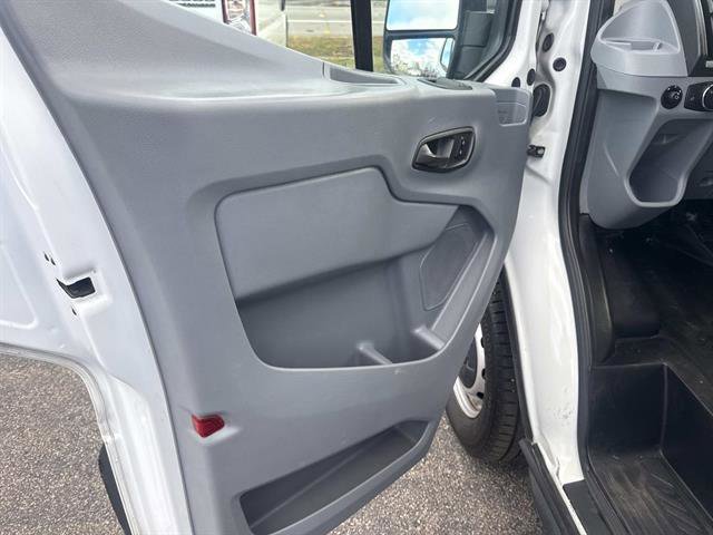Certified 2018 Ford Transit 250 130 Low Roof image 16