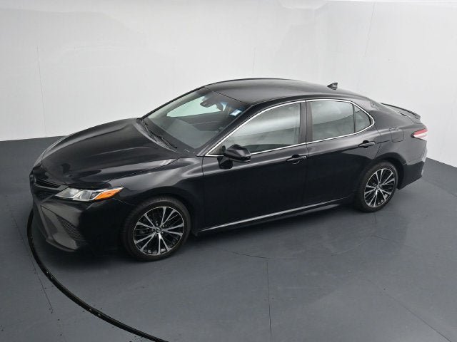 Used 2020 Toyota Camry SE FWD image 33