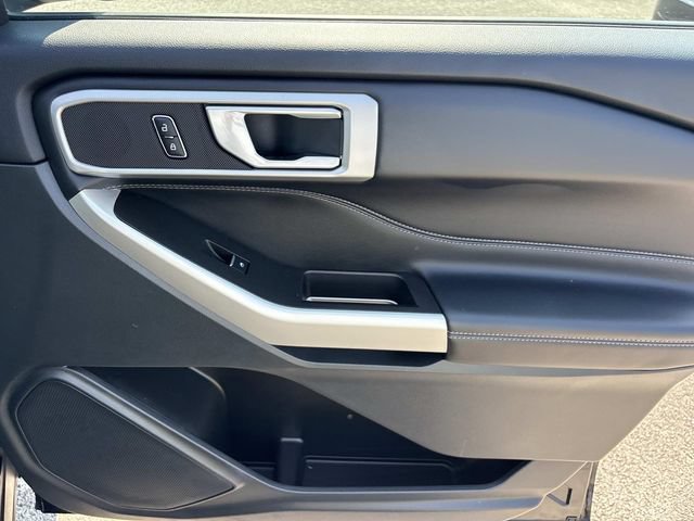 Certified 2023 Ford Explorer XLT RWD image 23