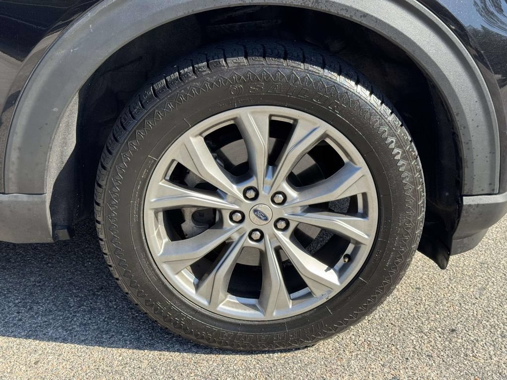 Certified 2022 Ford Explorer Limited AWD/4WD image 26