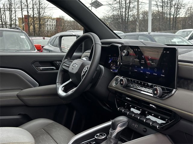 Used 2023 Chevrolet Colorado ZR2 w/ ZR2 Convenience Package III image 33