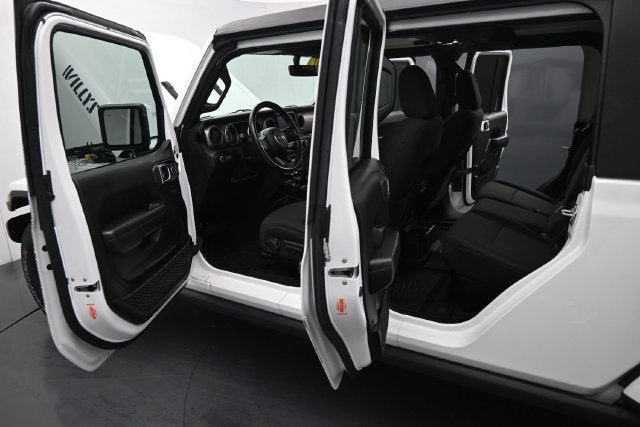 Used 2021 Jeep Gladiator Sport AWD/4WD image 25