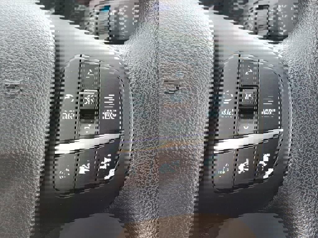 Certified 2020 Ford Escape SE image 24