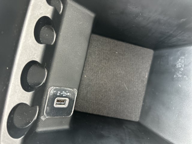 Used 2021 Jeep Cherokee Limited w/ Elite Package FWD image 30