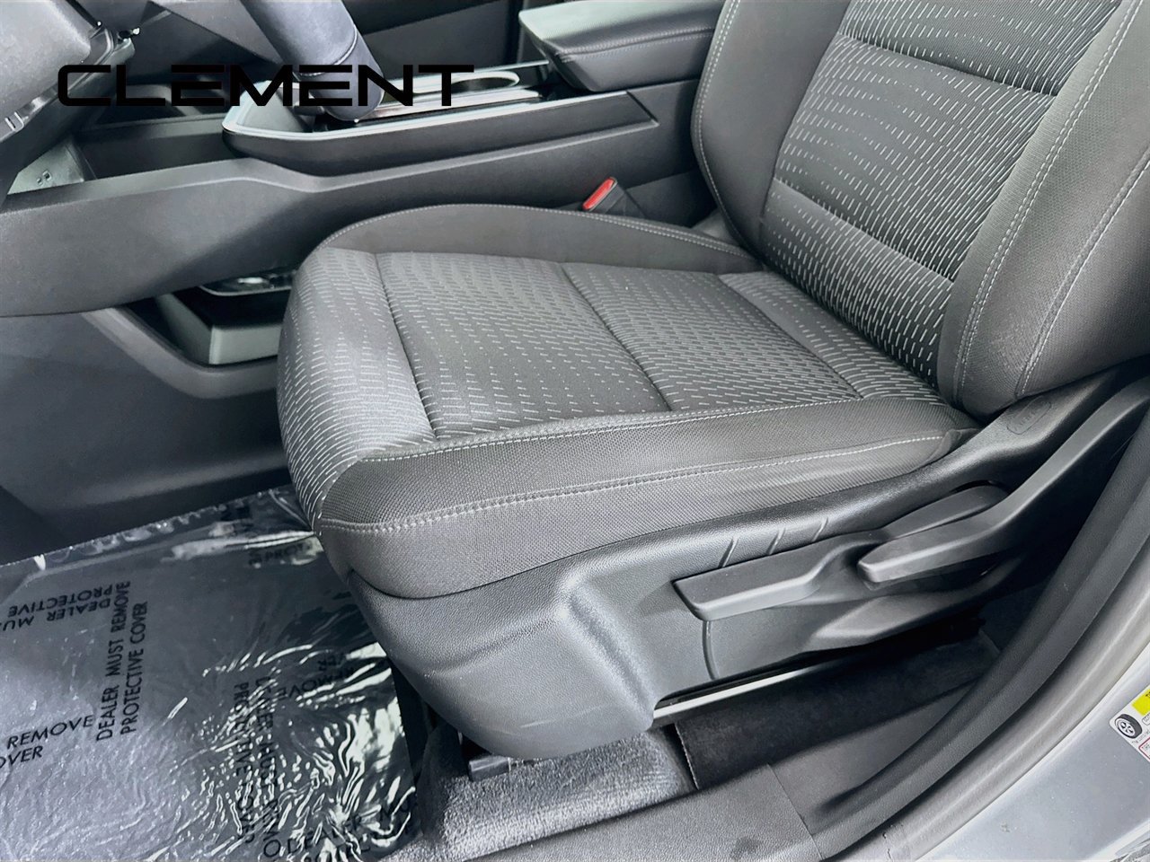 Used 2025 Chevrolet Equinox LT w/ Safety and Technology Package FWD image 28