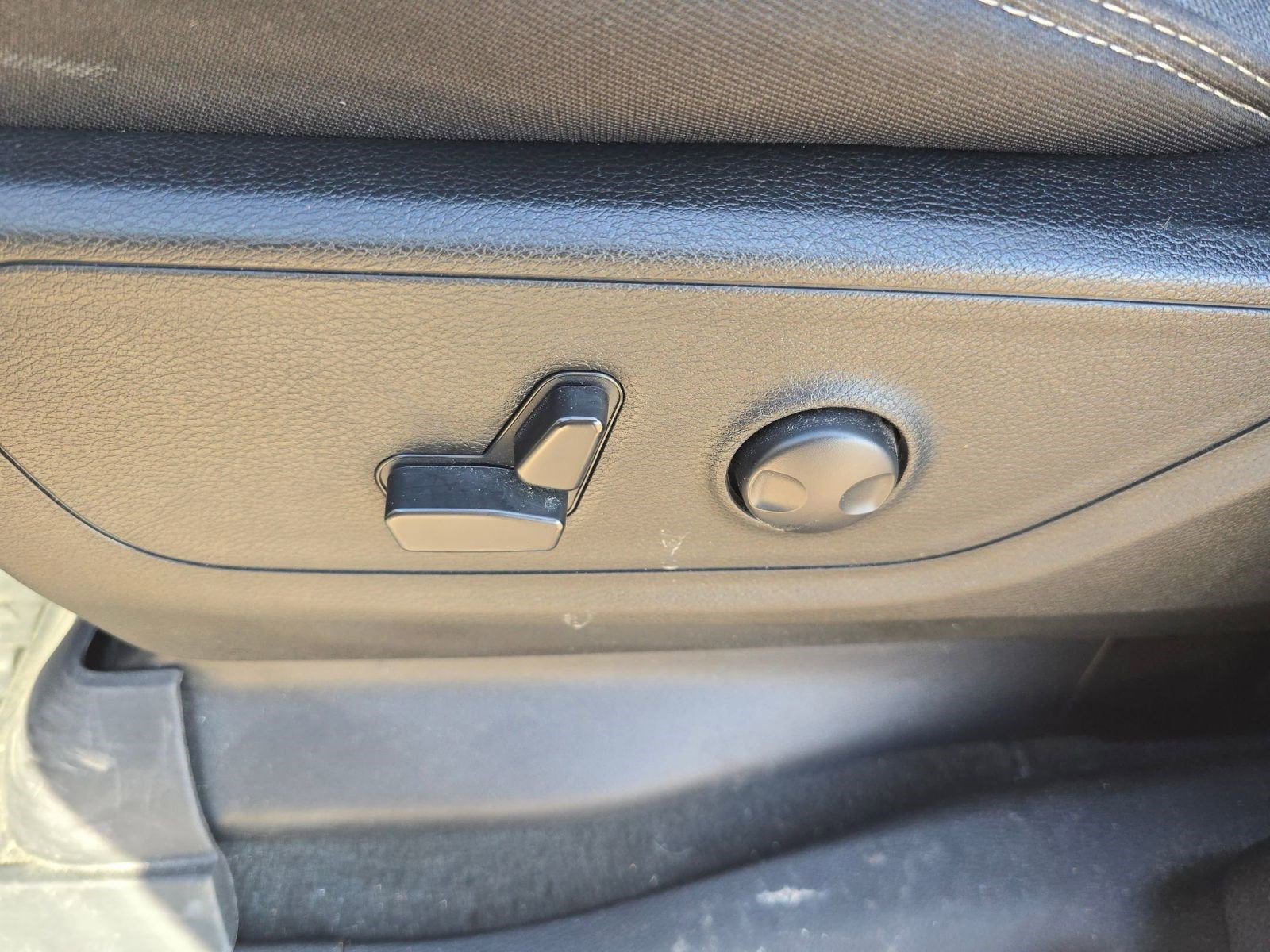 Used 2023 RAM 1500 Lone Star image 12