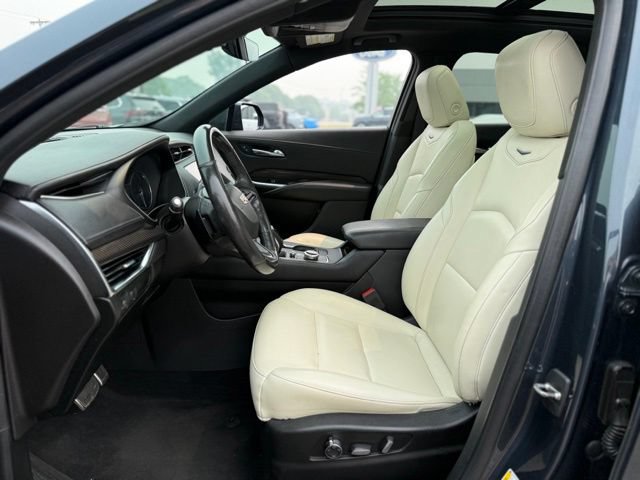 Used 2019 Cadillac XT4 Sport w/ Cold Weather Package AWD/4WD image 11