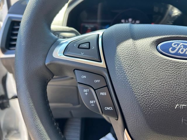Certified 2024 Ford Edge SEL w/ Convenience Package AWD/4WD image 9
