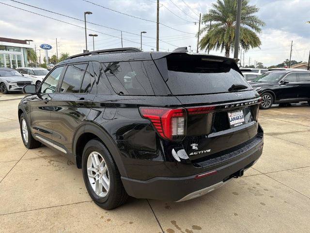 Certified 2025 Ford Explorer Active w/ Active Comfort Package RWD image 6