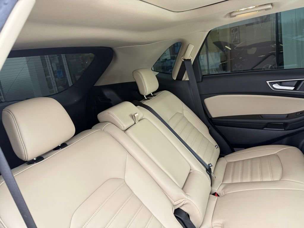Certified 2022 Ford Edge SEL w/ Convenience Package image 26