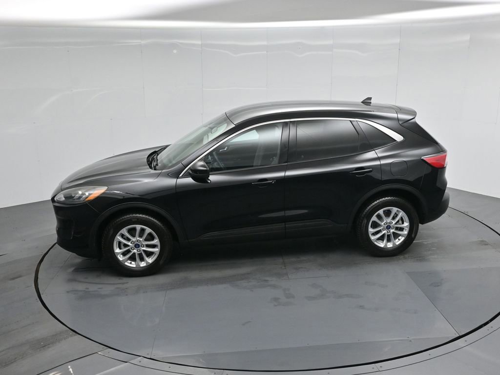 Certified 2021 Ford Escape SE image 23