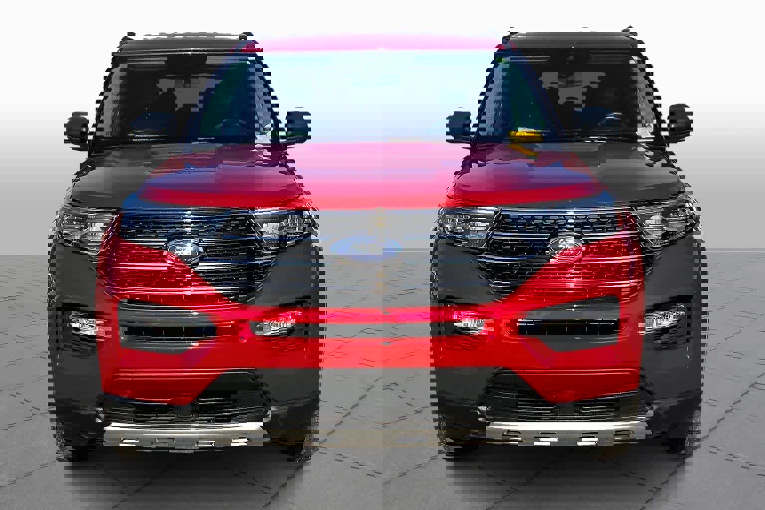 Certified 2021 Ford Explorer XLT w/ Equipment Group 202A image 3