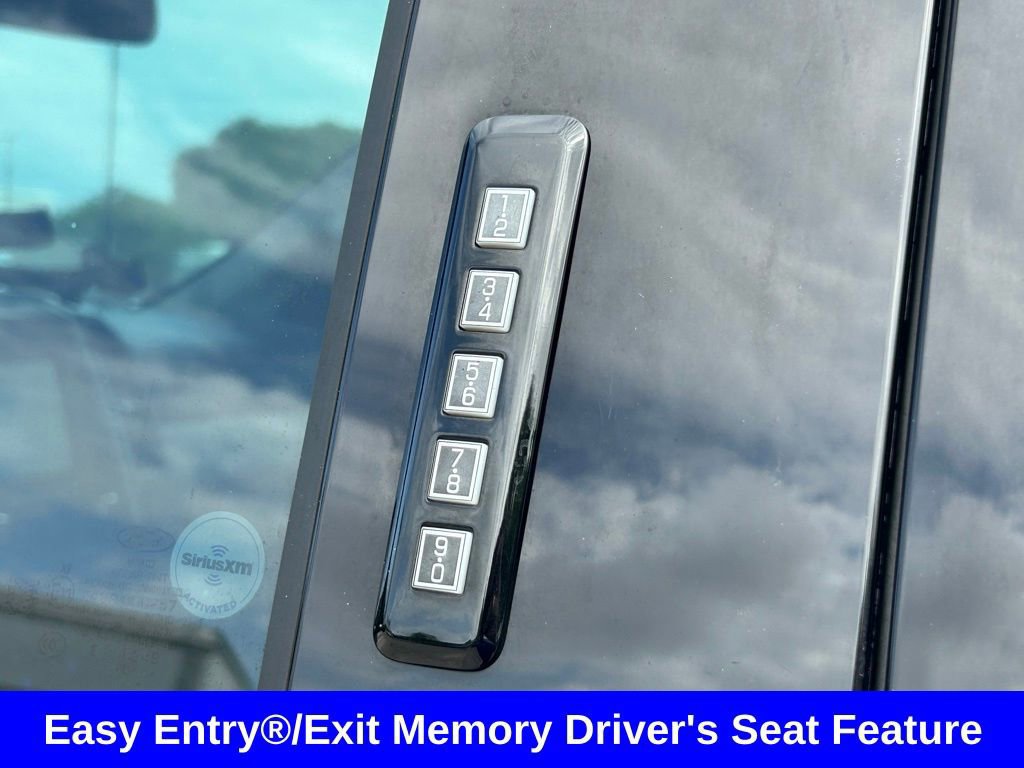 Certified 2021 Ford F350 Lariat w/ Lariat Ultimate Package image 18