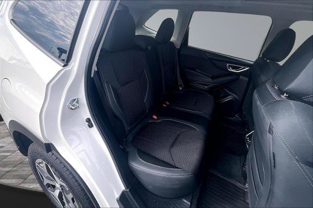 Used 2024 Subaru Forester Premium AWD/4WD image 27