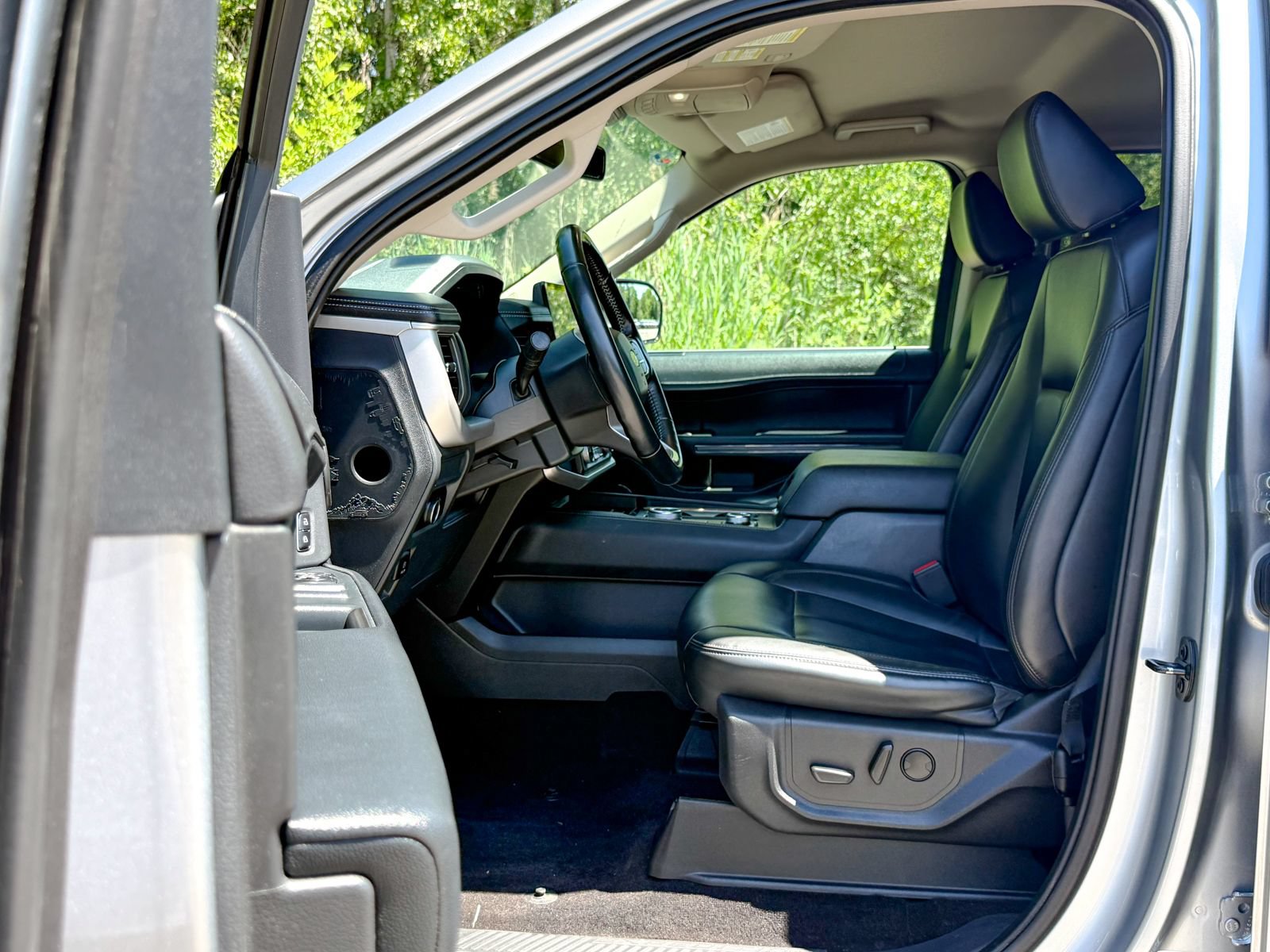 Certified 2023 Ford Expedition XLT AWD/4WD image 16