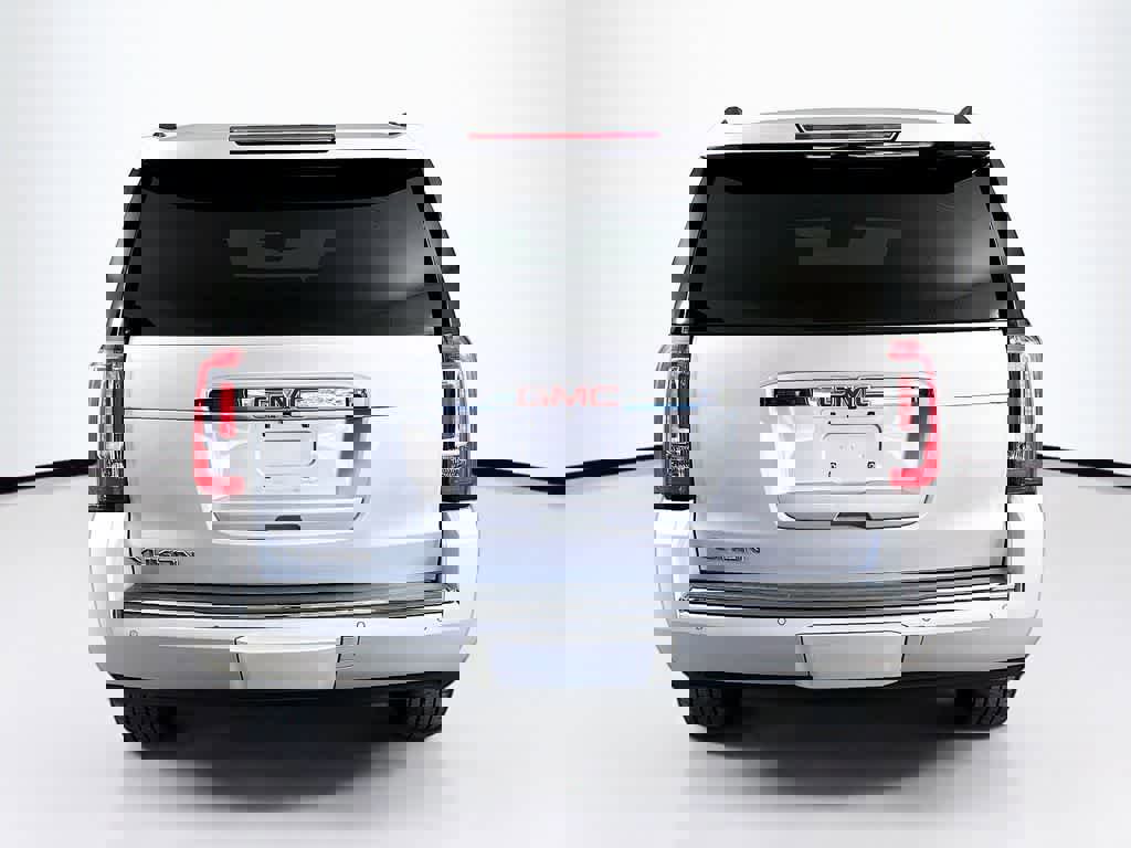 Used 2019 GMC Yukon Denali w/ Open Road Package image 4