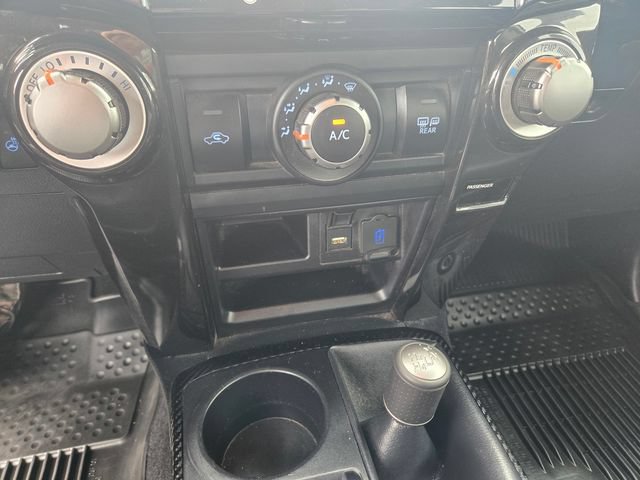Used 2023 Toyota 4Runner TRD Off-Road Premium w/ Moonroof Package AWD/4WD image 15