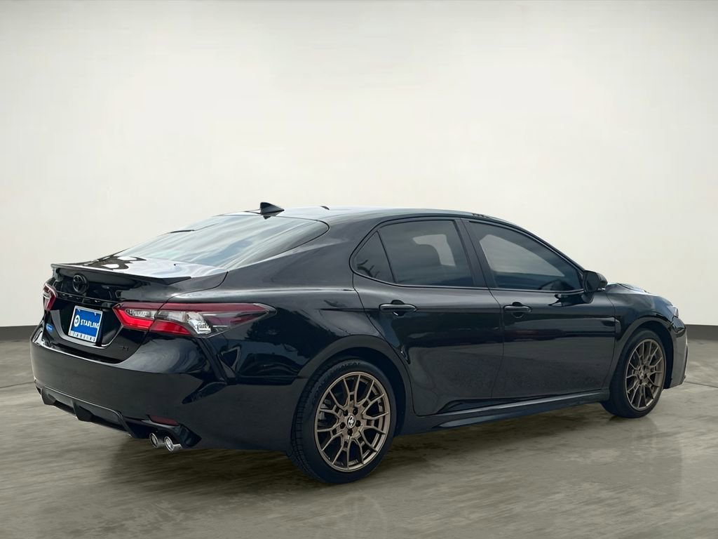 Used 2024 Toyota Camry SE w/ Convenience Package FWD image 8