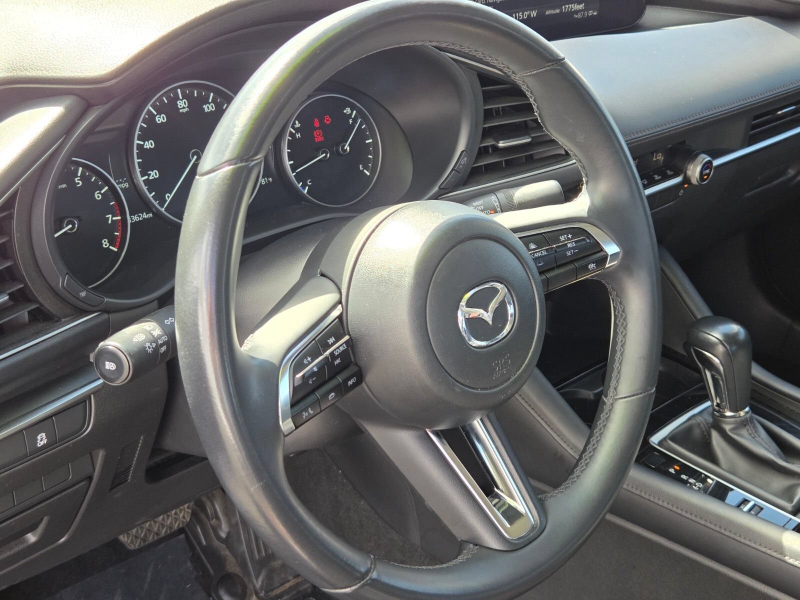 Used 2025 MAZDA MAZDA3 s FWD image 18
