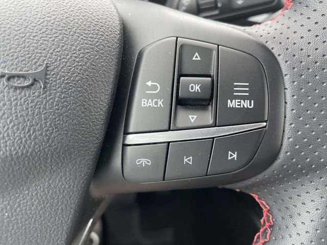 Certified 2025 Ford Escape ST-Line image 17