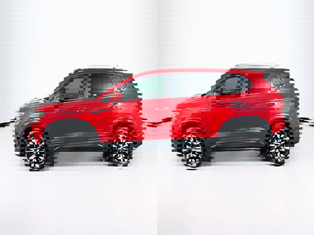 Used 2023 Volkswagen Taos SE w/ Panoramic Sunroof Package image 3