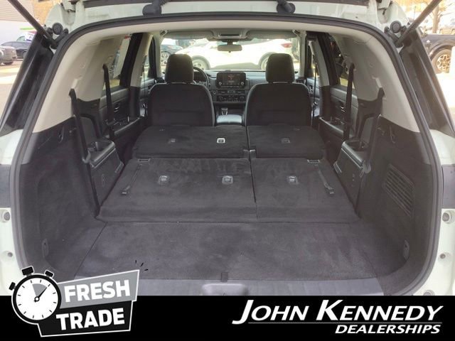 Used 2023 Nissan Pathfinder S image 35