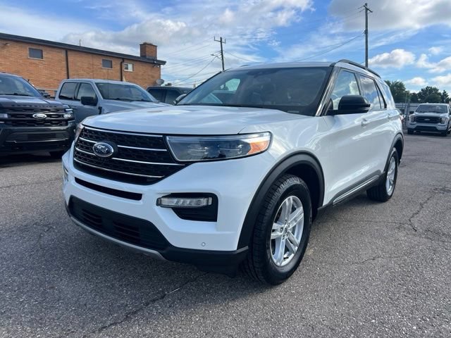 Certified 2023 Ford Explorer XLT w/ Equipment Group 202A AWD/4WD image 31