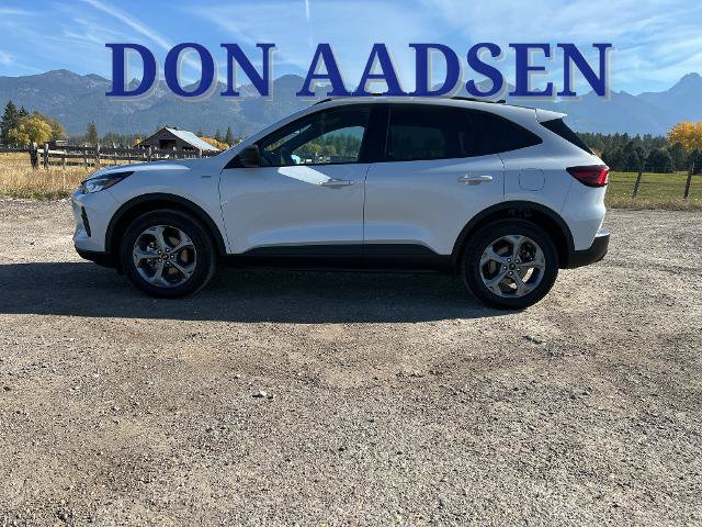 Certified 2025 Ford Escape ST-Line AWD/4WD image 4