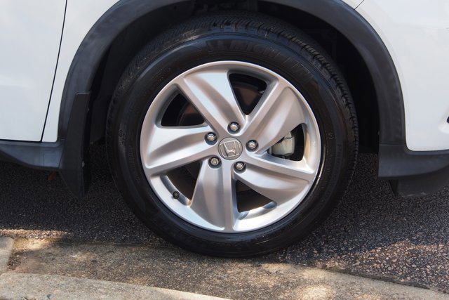 Used 2019 Honda HR-V EX-L image 9