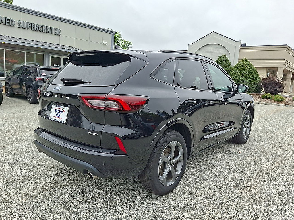 Certified 2024 Ford Escape ST-Line w/ Tech Pack #1 AWD/4WD image 54