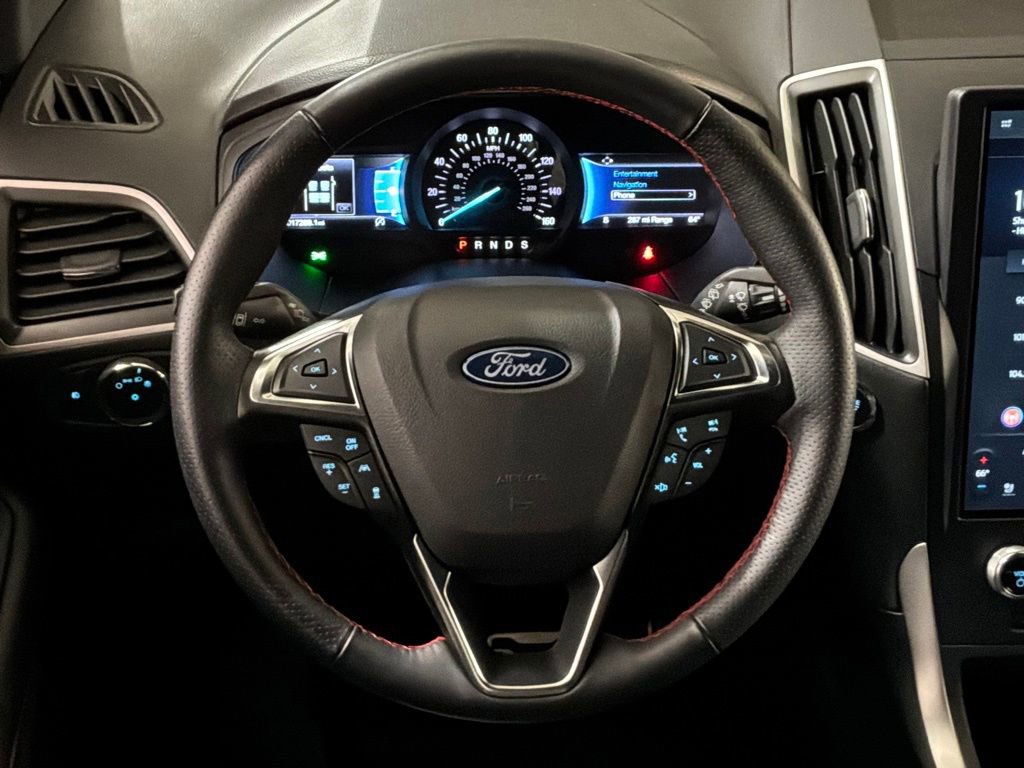 Certified 2023 Ford Edge ST-Line AWD/4WD image 11