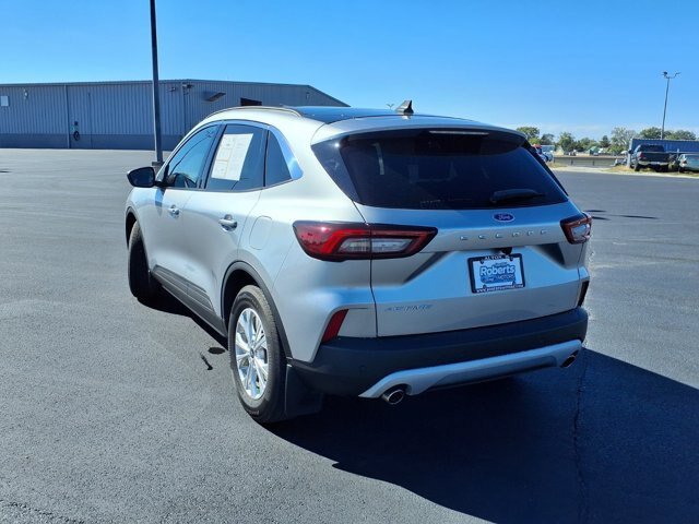 Certified 2023 Ford Escape Active w/ Tech Pack #1 FWD image 3