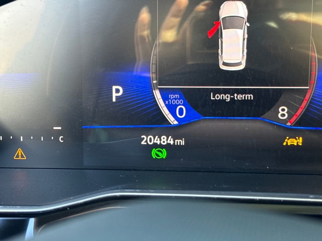 Used 2024 Volkswagen Jetta SE w/ Panoramic Sunroof Package image 17