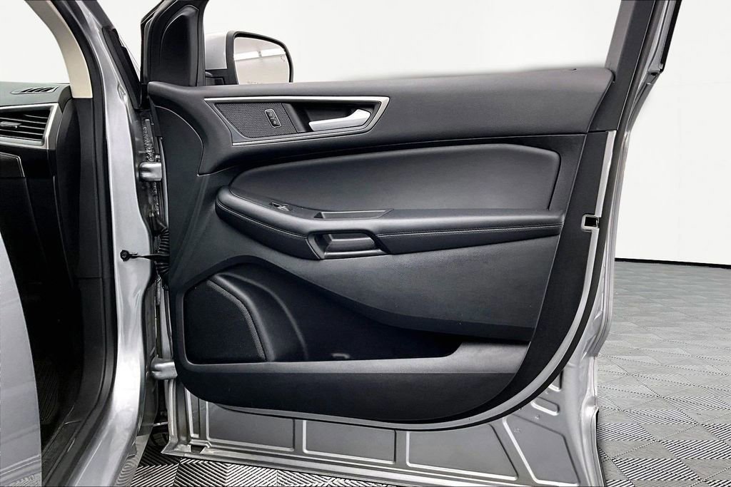 Certified 2022 Ford Edge SEL w/ Convenience Package image 24