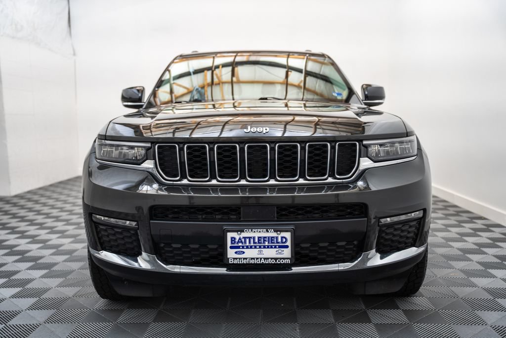 Used 2022 Jeep Grand Cherokee L Limited AWD/4WD image 2