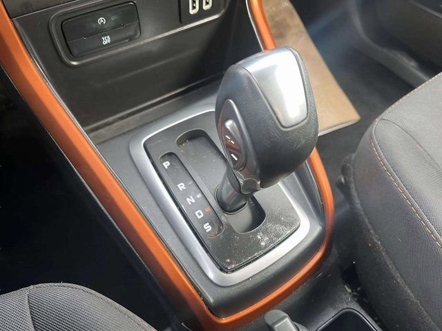 Certified 2021 Ford EcoSport SE w/ SE Appearance Package image 21