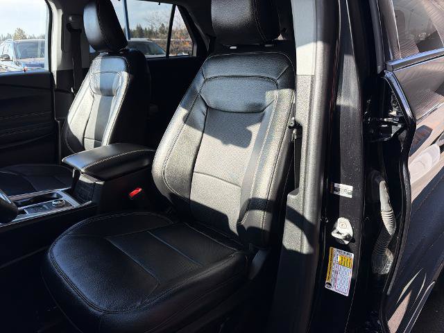 Certified 2023 Ford Explorer Limited AWD/4WD image 17
