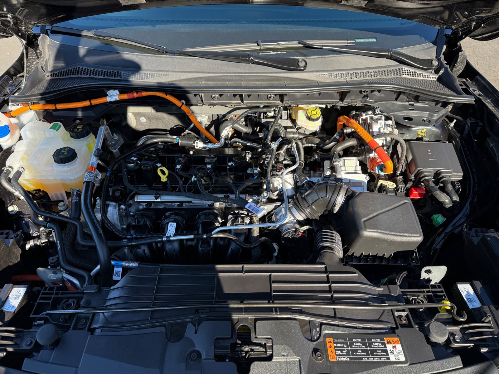 Certified 2025 Ford Escape ST-Line w/ Equipment Group 301A image 20