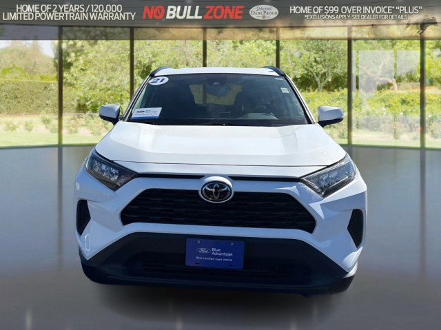 Used 2021 Toyota RAV4 LE AWD/4WD image 8