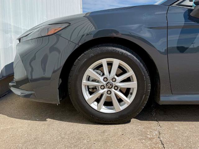 Used 2025 Toyota Camry LE FWD image 34