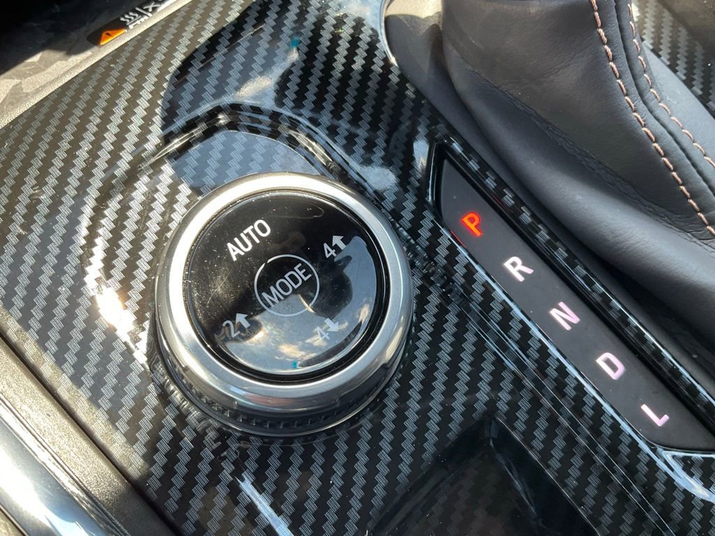 Used 2025 GMC Canyon AT4 w/ Nightfall Edition image 8