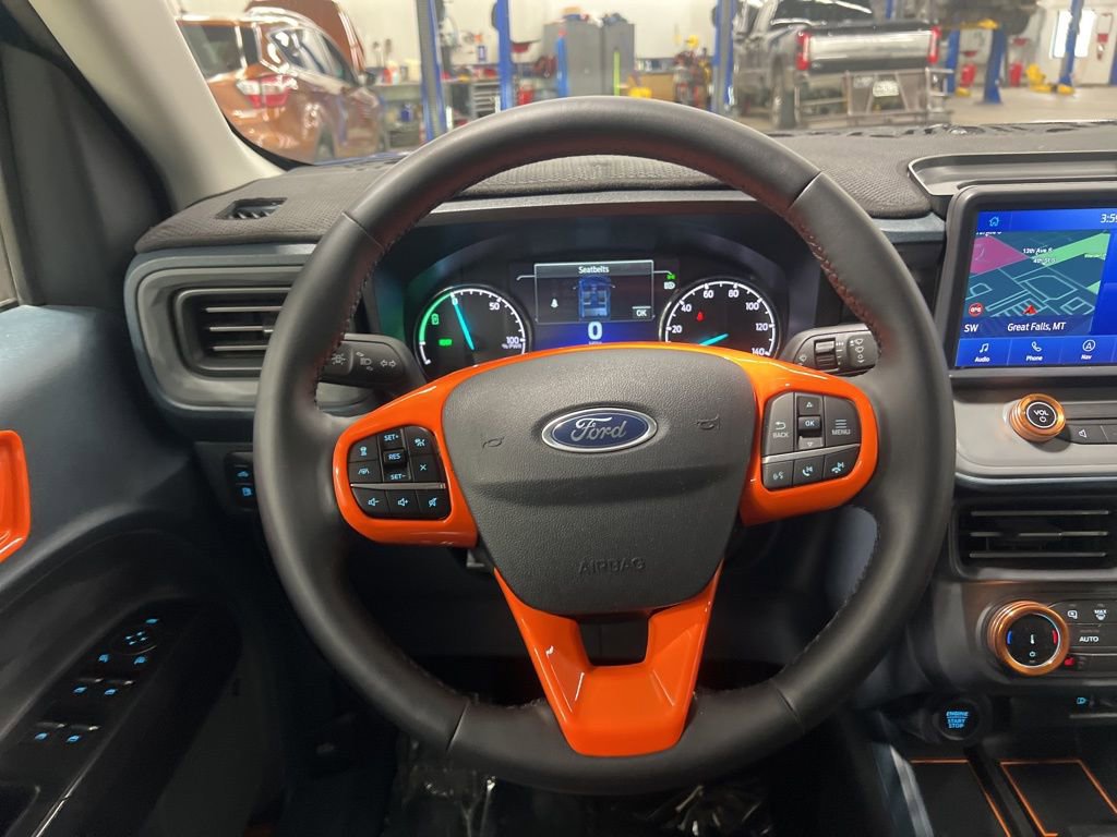 Certified 2024 Ford Maverick Lariat w/ Black Appearance Package image 18