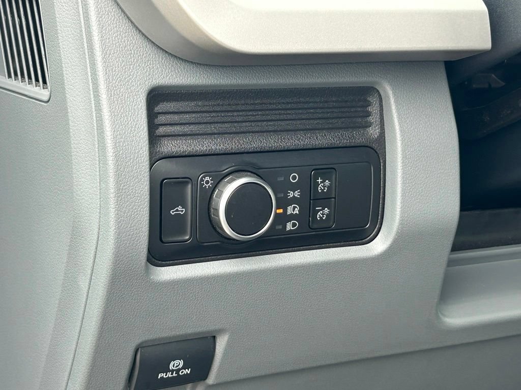 Certified 2026 Ford F250 XL AWD/4WD image 36