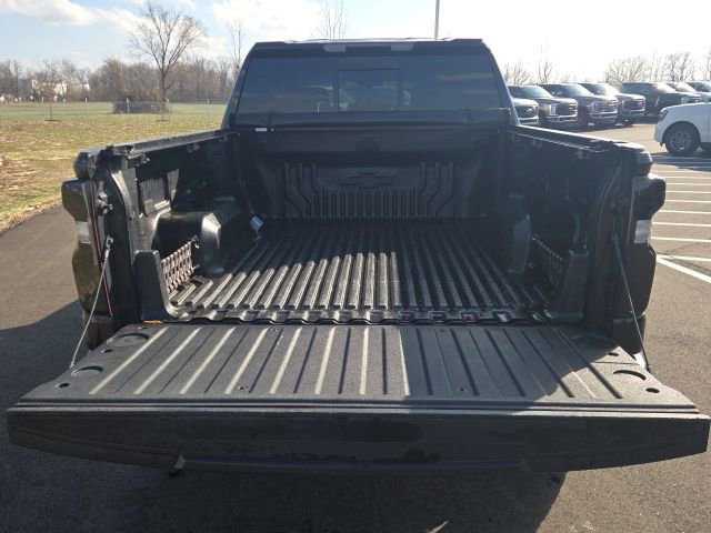 Used 2020 Chevrolet Silverado 1500 LT Trail Boss image 11