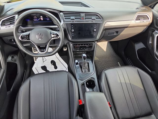 Used 2024 Volkswagen Tiguan SE R-Line FWD image 14