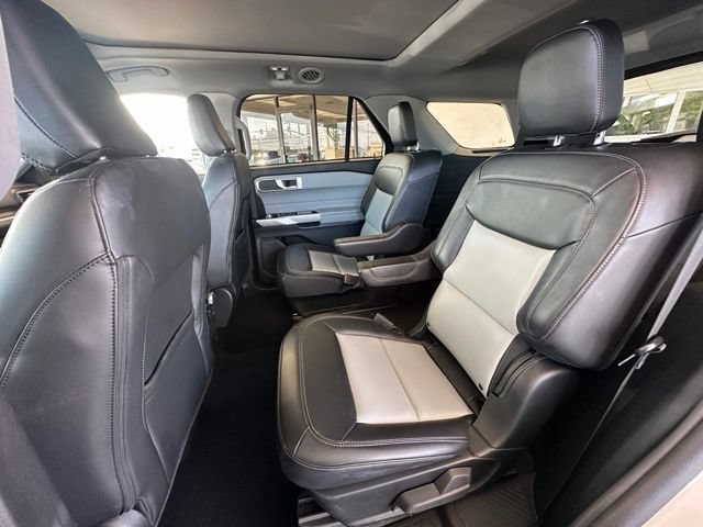 Certified 2023 Ford Explorer XLT w/ Equipment Group 202A AWD/4WD image 20