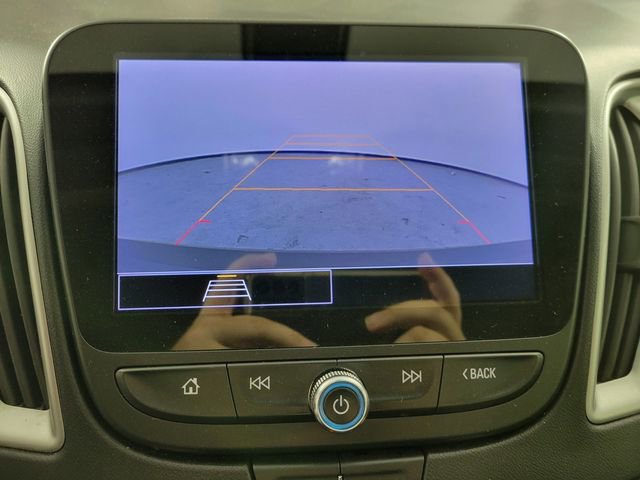 Used 2022 Chevrolet Malibu LS image 35