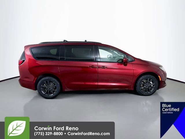 Used 2020 Chrysler Pacifica Touring-L image 7