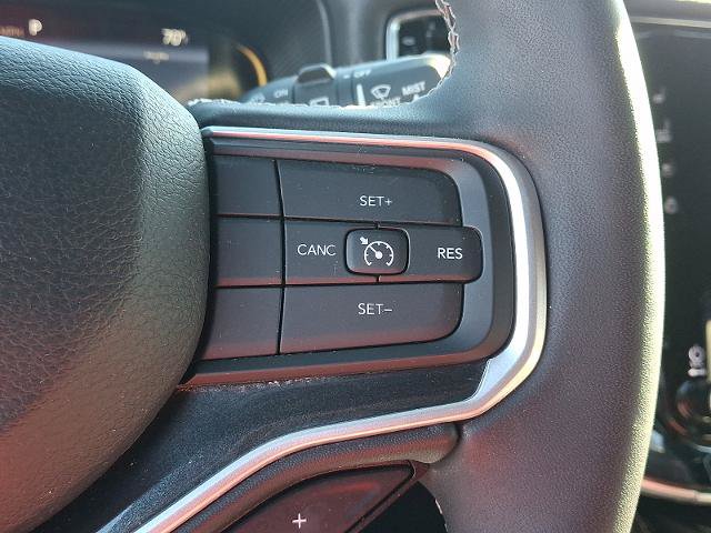 Used 2023 Jeep Wagoneer 4WD image 22
