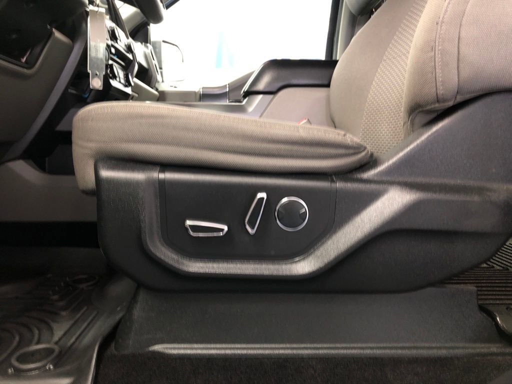 Certified 2017 Ford F150 XLT w/ Equipment Group 302A Luxury image 26